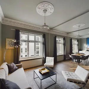 Apartment Art 